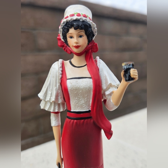 Delightful Refresher Elegance of Coca Cola Hamilton Collection Figurine #2551A - Picture 1 of 9